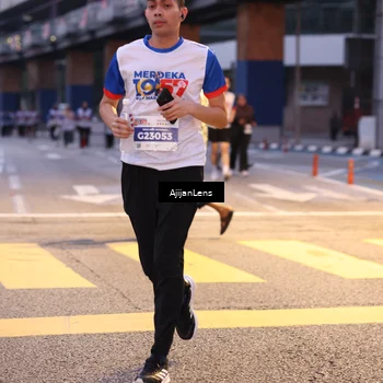 Runner Photo 4648643