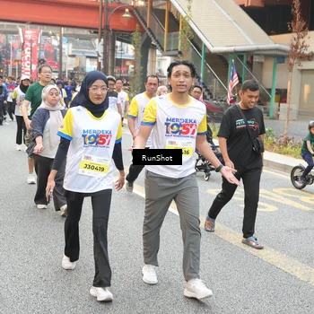 Runner Photo 4648743