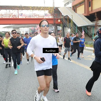Runner Photo 4648776