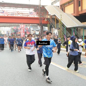 Runner Photo 4649190