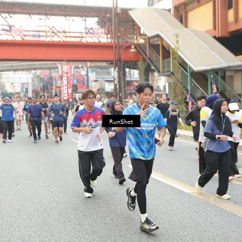 Runner Photo 4649195