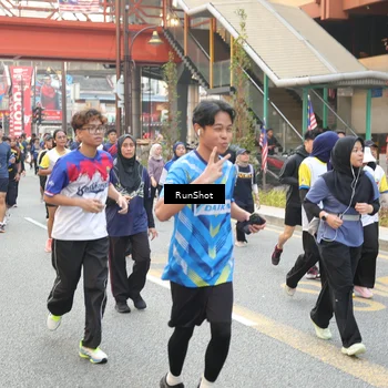 Runner Photo 4649215