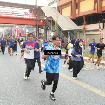 Runner Photo 4649240
