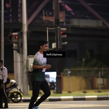 Runner Photo 4649243