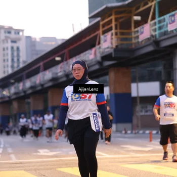Runner Photo 4649273