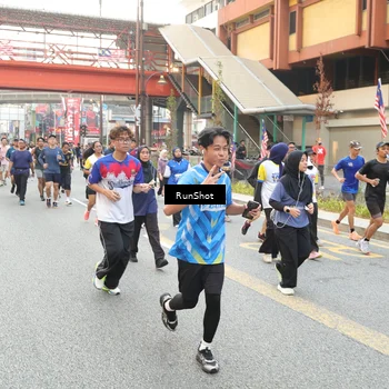 Runner Photo 4649300