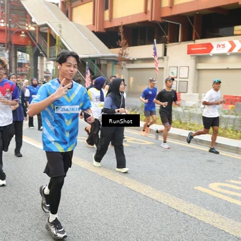 Runner Photo 4649353