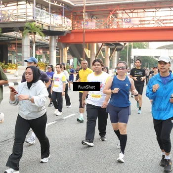 Runner Photo 4649373
