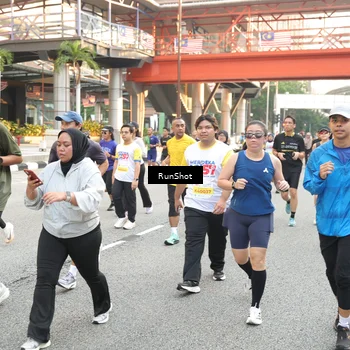 Runner Photo 4649374