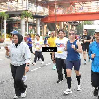 Runner Photo 4649393