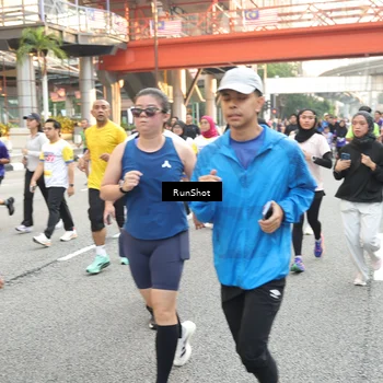 Runner Photo 4649400