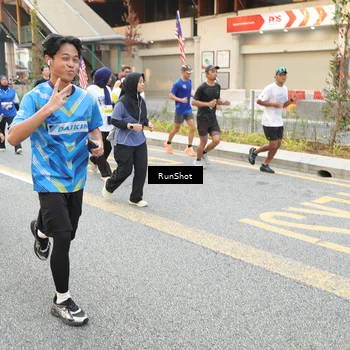 Runner Photo 4649461
