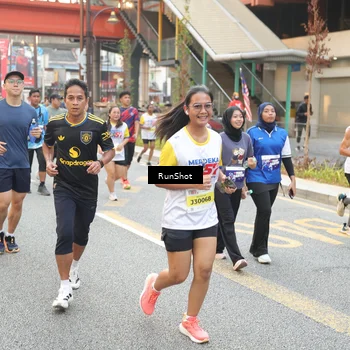 Runner Photo 4649483