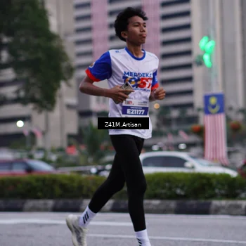 Runner Photo 4649673