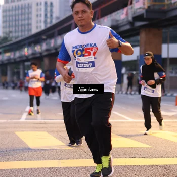Runner Photo 4649694