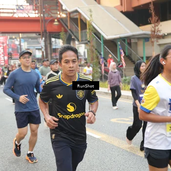 Runner Photo 4649716
