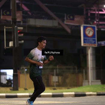 Runner Photo 4649724