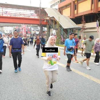 Runner Photo 4649767