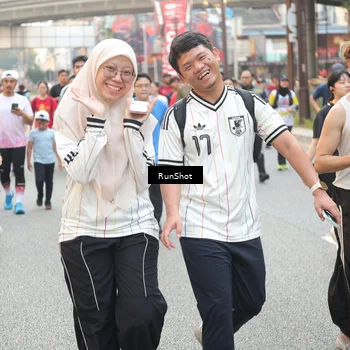 Runner Photo 4650053