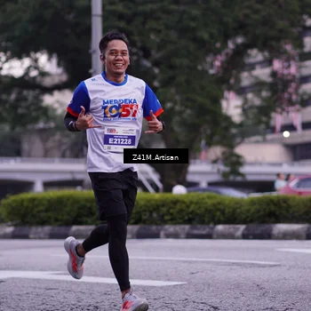 Runner Photo 4650215