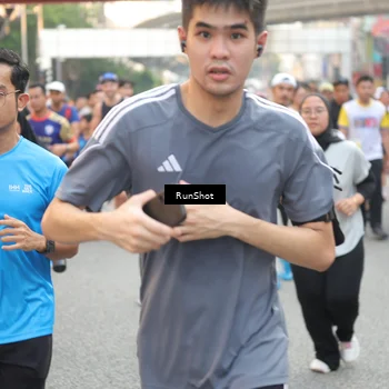 Runner Photo 4650257