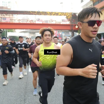 Runner Photo 4650372