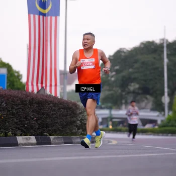 Runner Photo 4650379