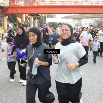 Runner Photo 4650448