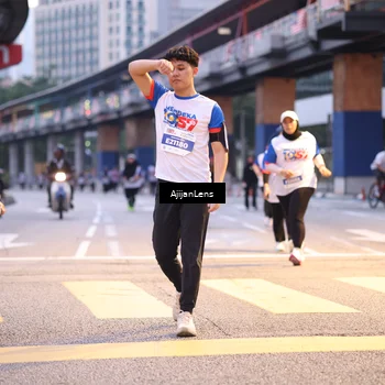 Runner Photo 4650453