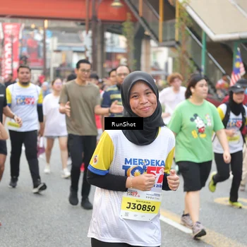 Runner Photo 4650514