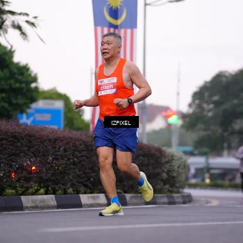 Runner Photo 4650517