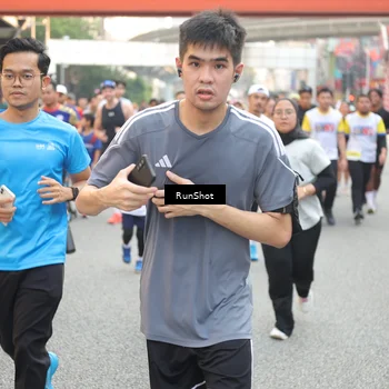 Runner Photo 4650525