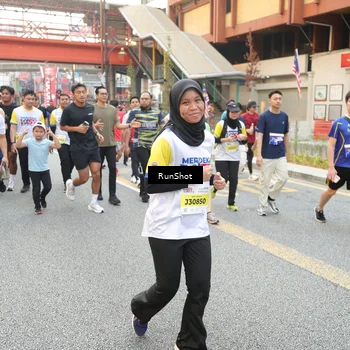 Runner Photo 4650555