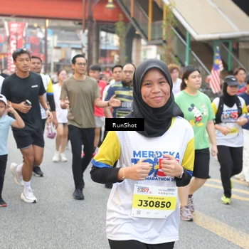 Runner Photo 4650559