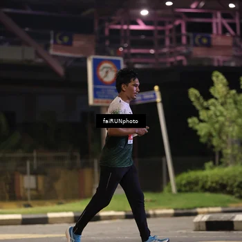 Runner Photo 4650560