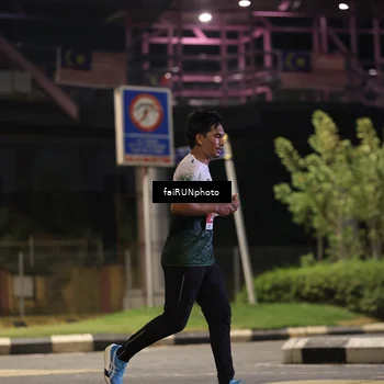 Runner Photo 4650589