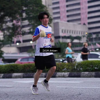 Runner Photo 4650597