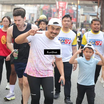 Runner Photo 4650618