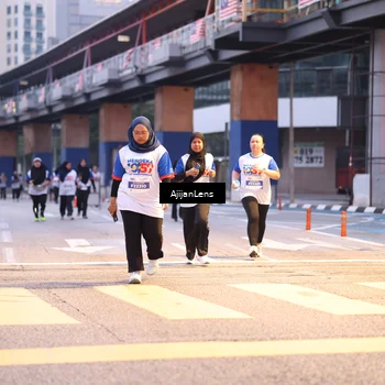 Runner Photo 4650695