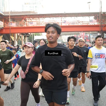 Runner Photo 4650866