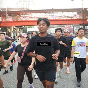 Runner Photo 4650879