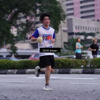Runner Photo 4650916
