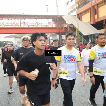 Runner Photo 4650919