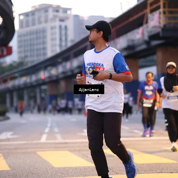 Runner Photo 4650949