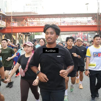 Runner Photo 4651009