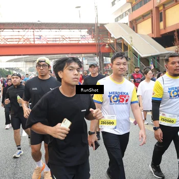 Runner Photo 4651021
