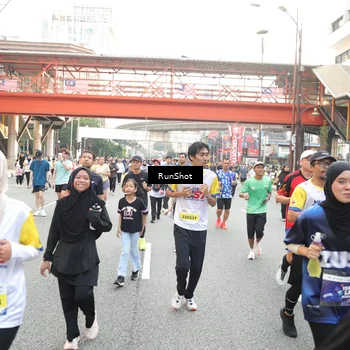 Runner Photo 4651071