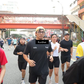 Runner Photo 4651118