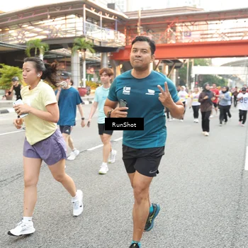 Runner Photo 4651322