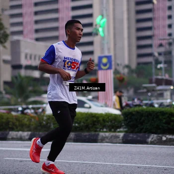 Runner Photo 4651342